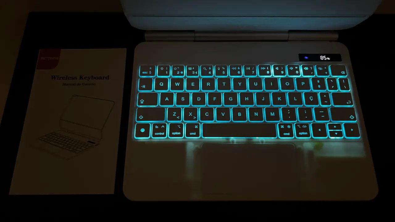 Capa teclado para IPad 10/11 A16 - Foto 5
