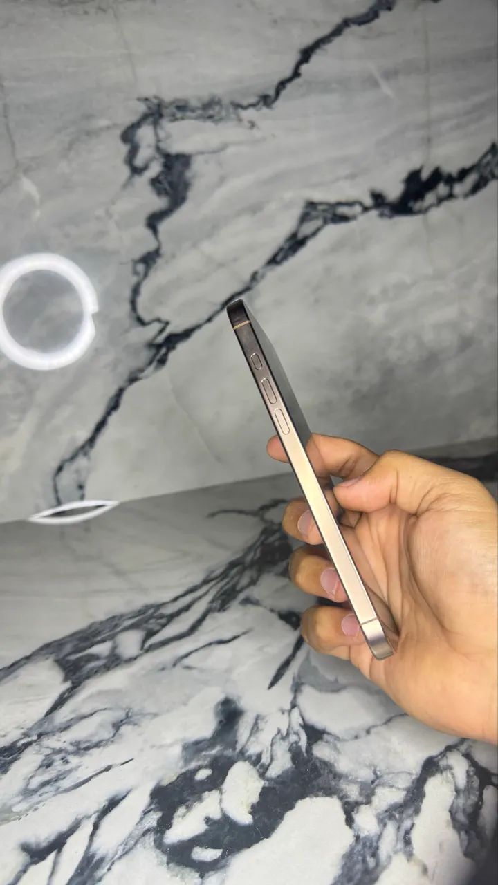 Iphone 16 Pro Max 256GB  - Foto 3