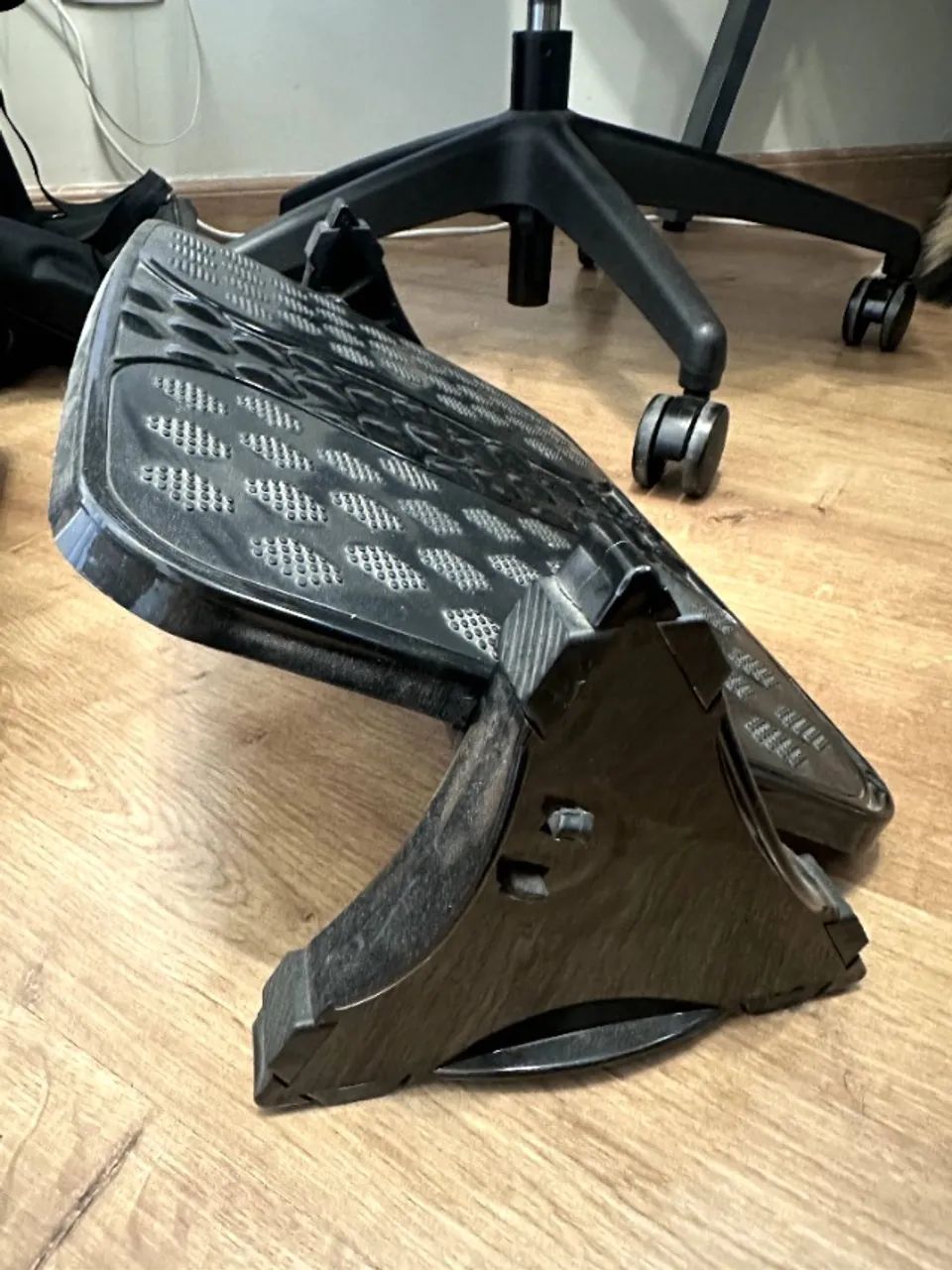 Apoio de Pés Ergonômico em Plástico - Foto 2