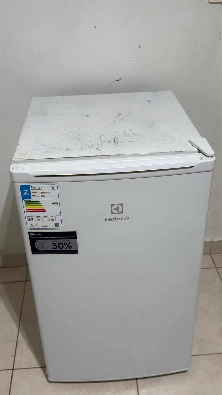 Frigobar Electrolux 120L total