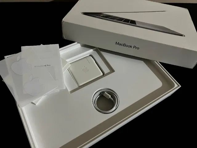 MacBook Pro 15" 2TB TouchBar - Foto 5