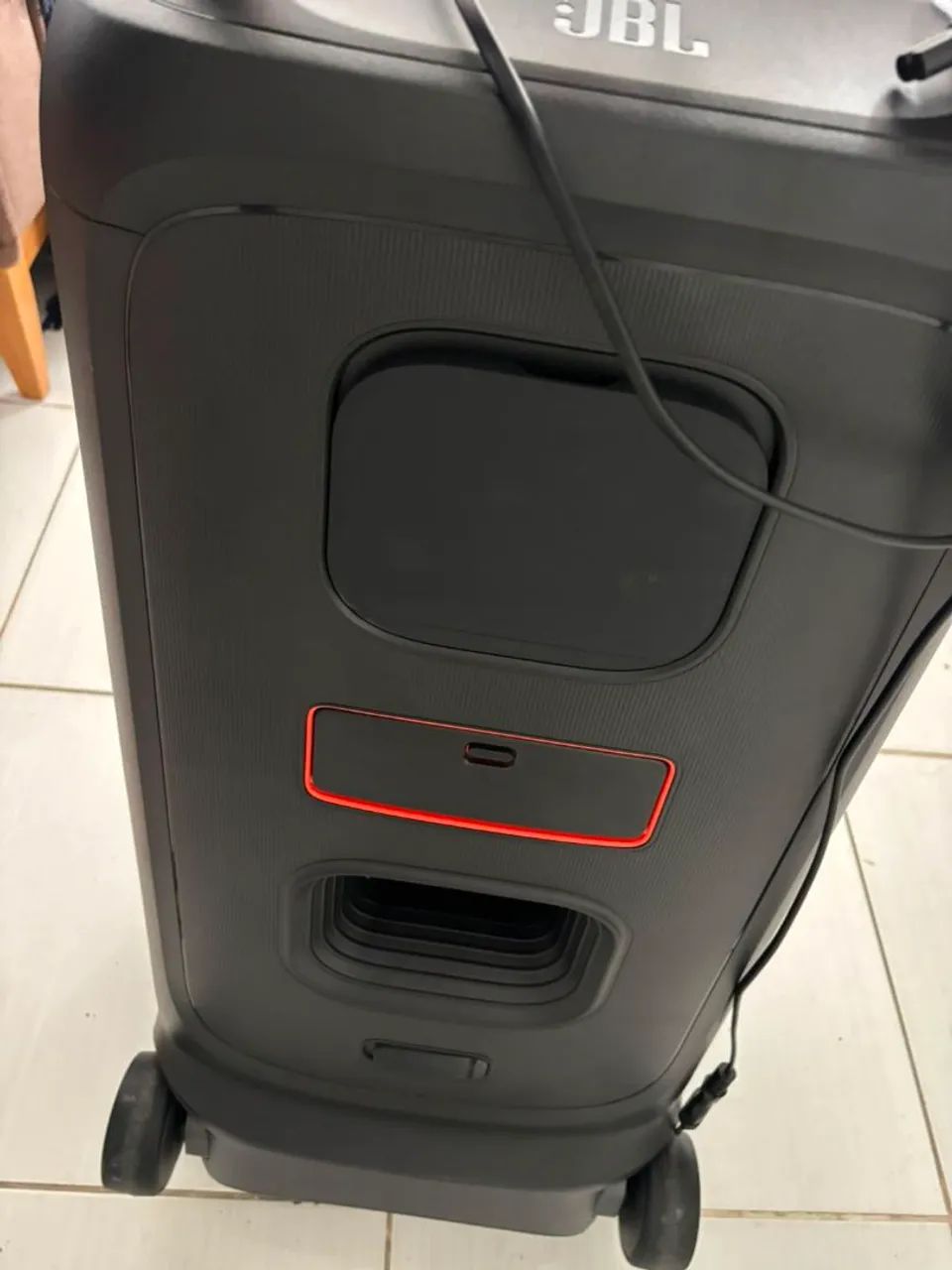 CAIXA JBL 520 A TOP EM GRAVES COM BATERIA SEMI NOVA  - Foto 5