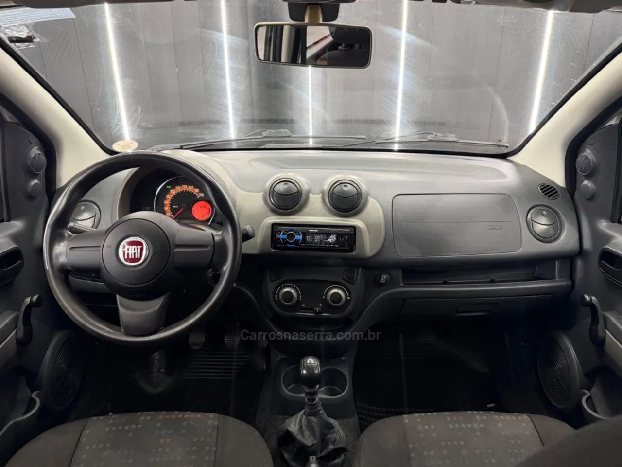 Fiat Uno Vivace 1.0 EVO Fire Flex 8V 3P 2014 - Foto 5