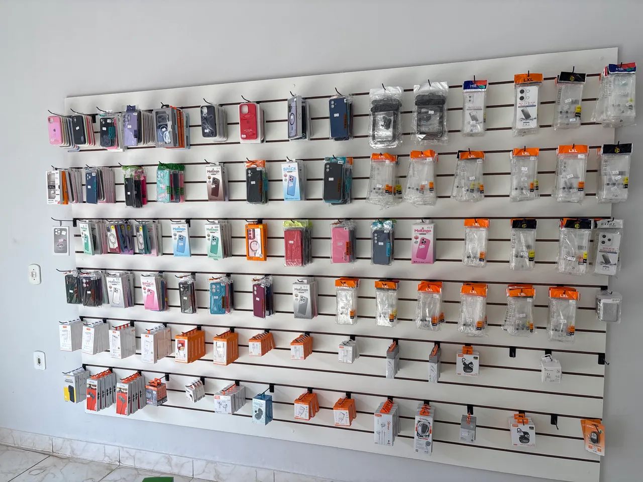Vendo Loja completa de acessórios de celulares 