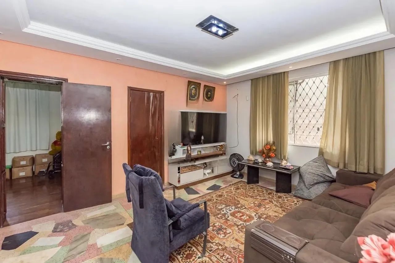 Casa à Venda - João Pinheiro, 5 Quartos, 250 m2 - Foto 5