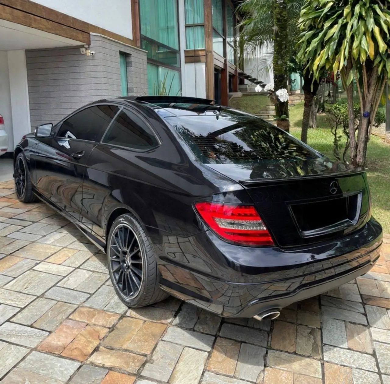 Mercedes-Benz C-180 2015