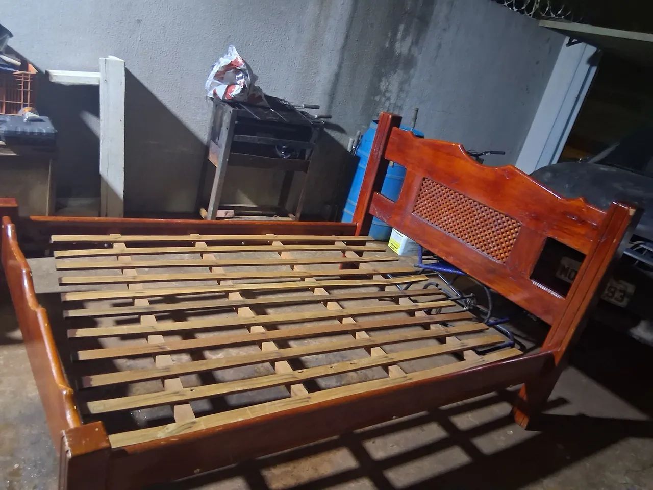 Cama de madeira reforçada entrego  - Foto 4