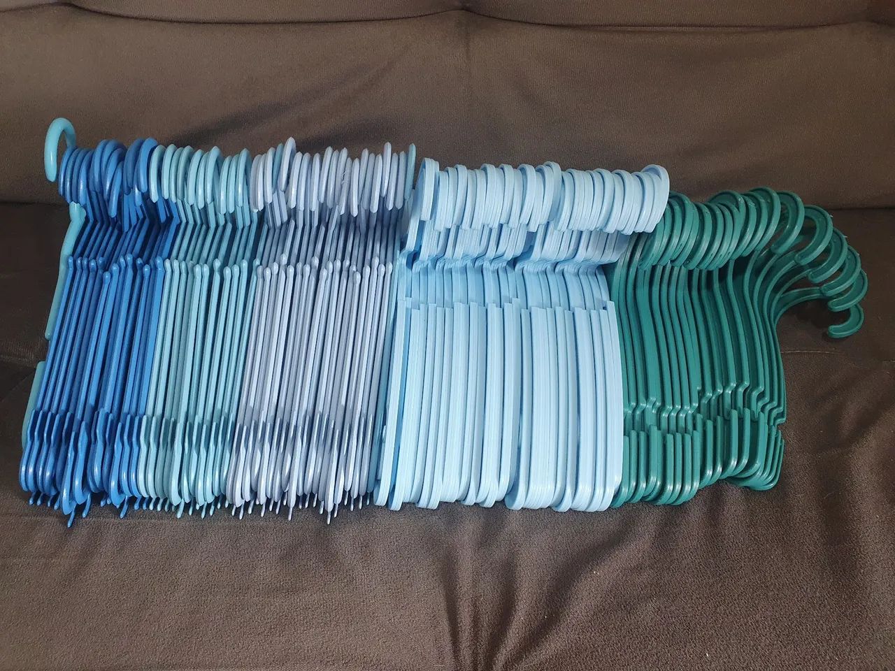 89 Children's Hangers