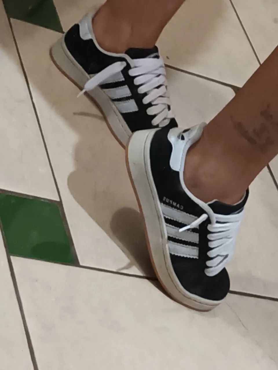 Tenis adidas  - Foto 4