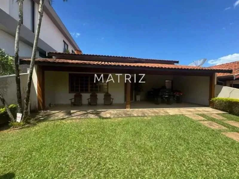 Casa em Condomínio : Térrea / Residencial / Centro