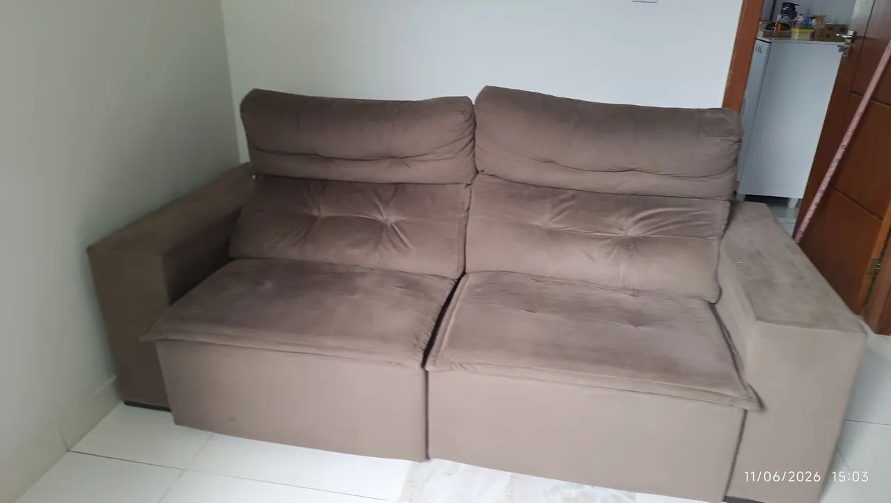 Sofá retratil marrom - Foto 2
