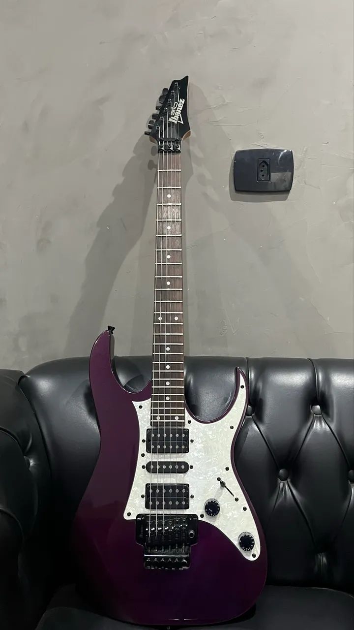 Guitarra Ibanez GIO GRG250B - Deep Violet Metallic (DVM) Usada