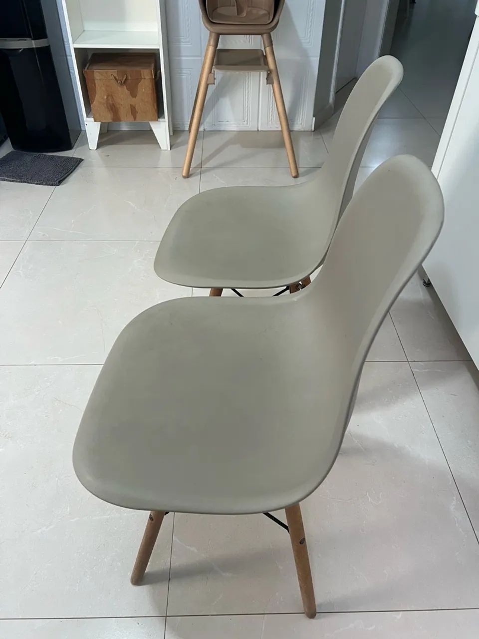 Kit com 2 cadeiras bege - Foto 3