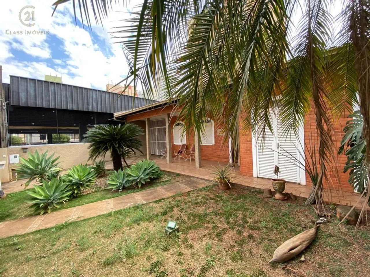 Casa à venda e para alugar em Londrina, Bela Vista, com 3 quartos, com 264.97 m² - Foto 2