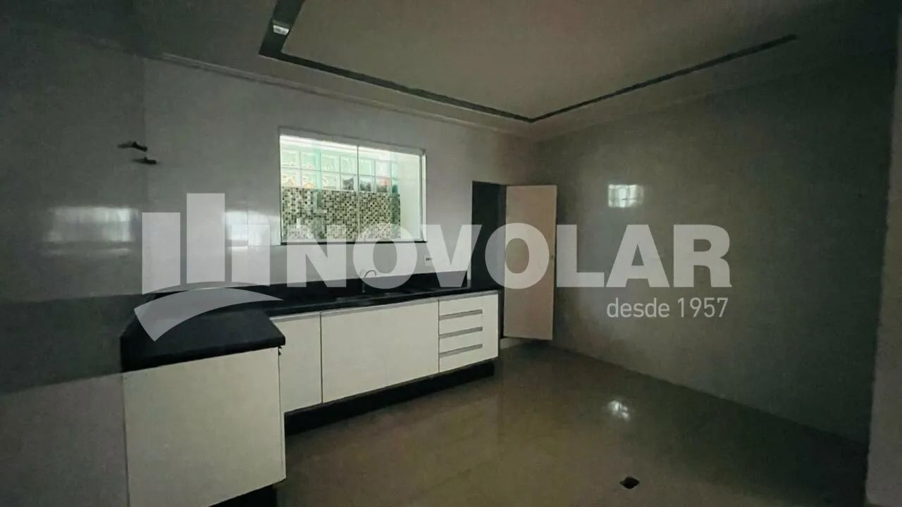Casa assobradada na Vila Medeiros com 3 dormitórios e uma vaga - Foto 4