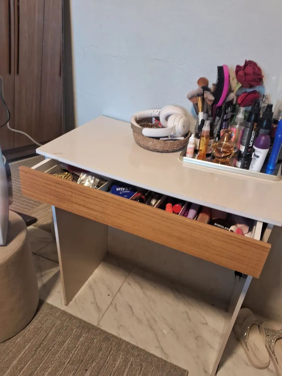 Study Desk or Vanity Table466449512678051841