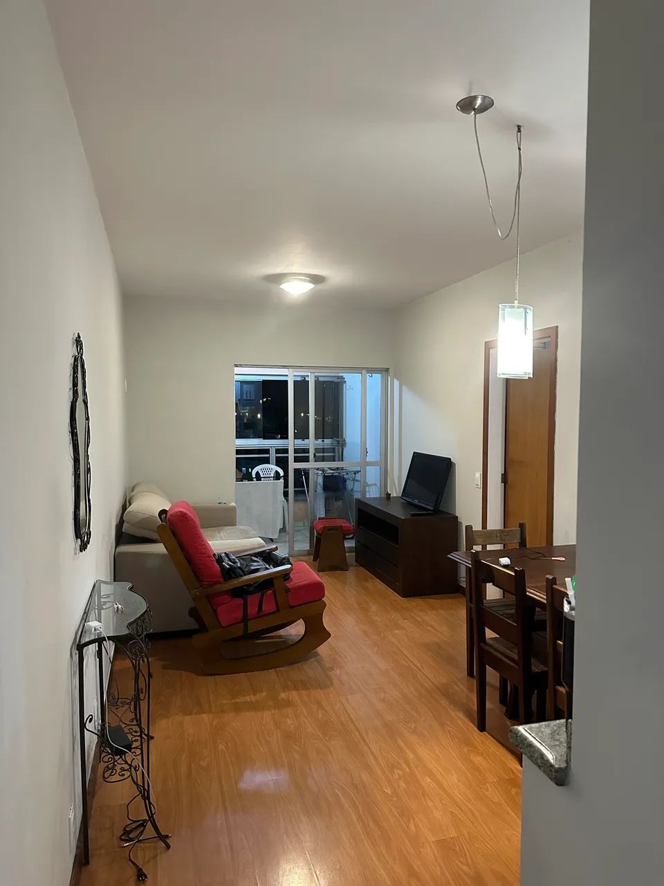 Alugo quarto em apto de três quartos  - Foto 3