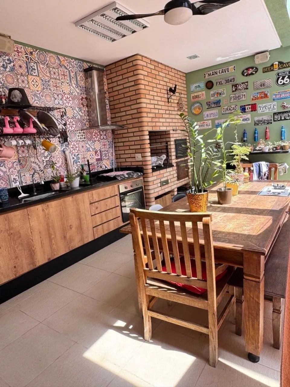 Casa no Vila dos Ingleses com 3 suítes e piscina - Foto 3