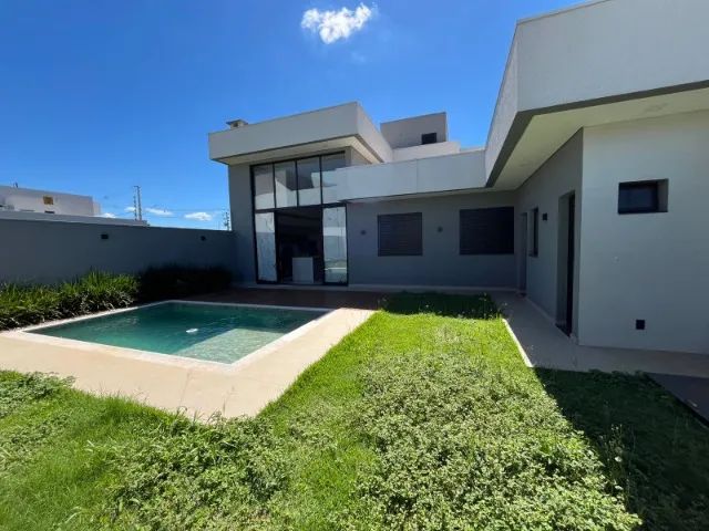 Casa com 03 suítes, piscina e terreno grande - Foto 4
