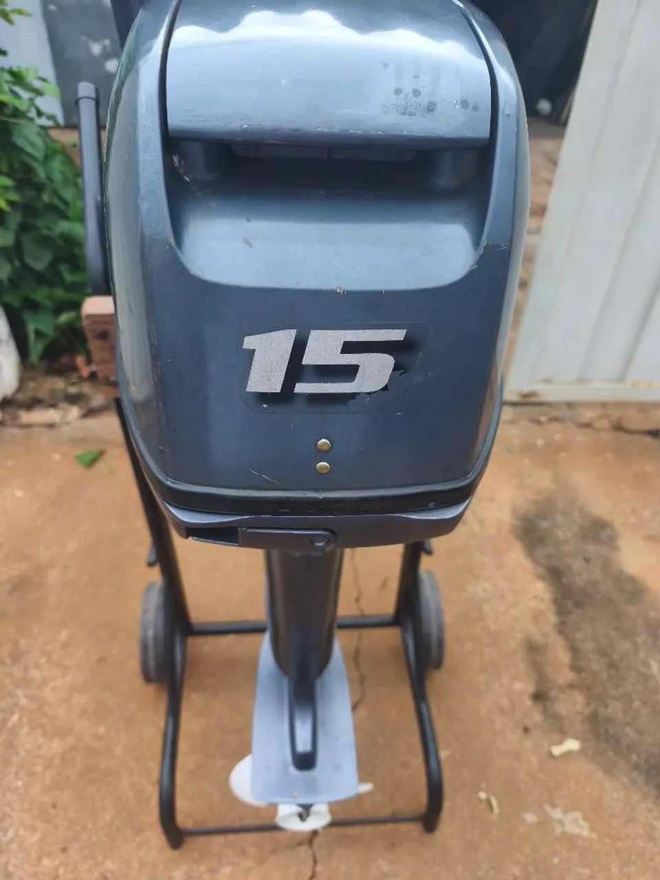 Motor de Popa 15 HP Yamaha 2013 - Foto 4