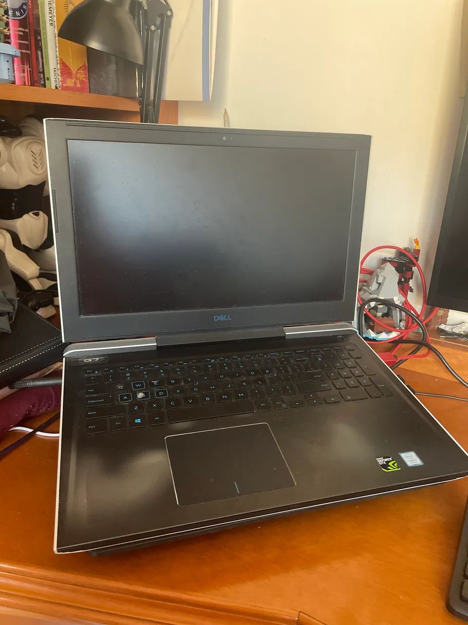 Notebook Gamer DELL G7 Core I7 com placa de vídeo GTX 1060