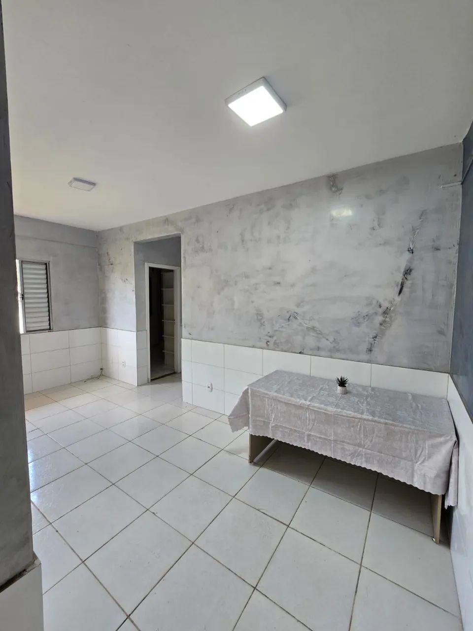 Alugo apartamento semi mobiliado 