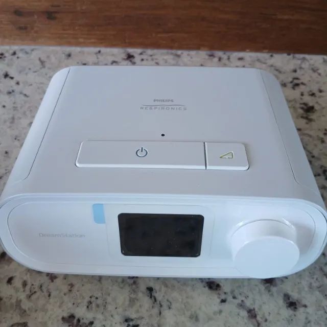 vendo CPAP, marca Philips, modelo respirotronics, completo. Somente 3 meses de uso uso