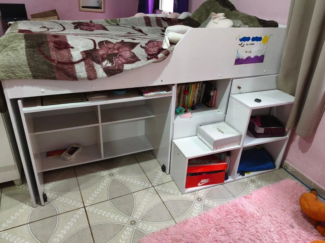 Vendo cama multifuncional com armário e escrivaninha  - Foto 3