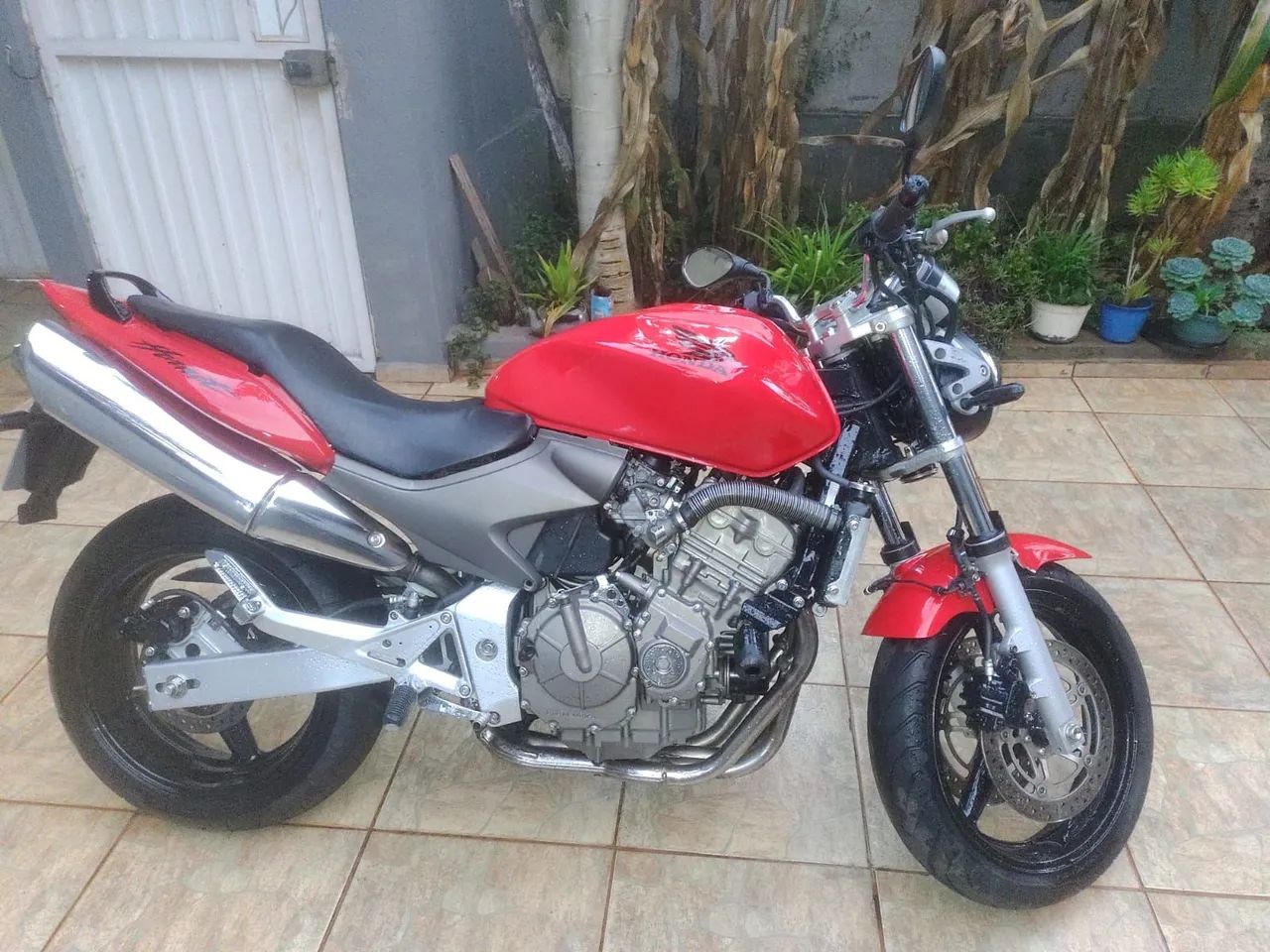 Vende-se Hornet 