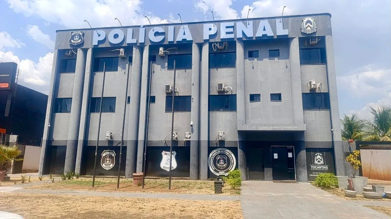 Prédio Comercial para Aluguel - 1.400m² - Teotônio Segurado
