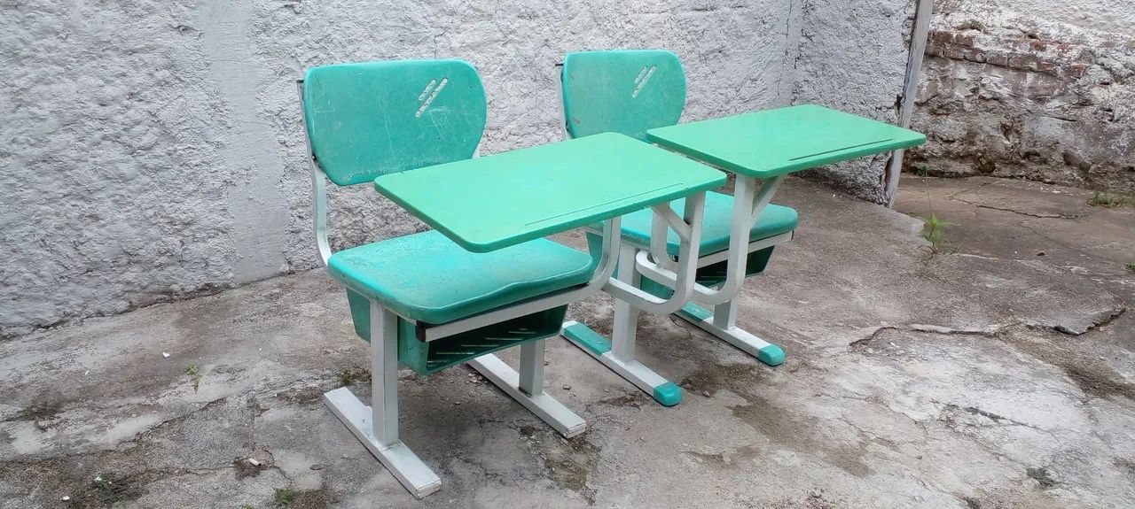 Cadeirinha escolar