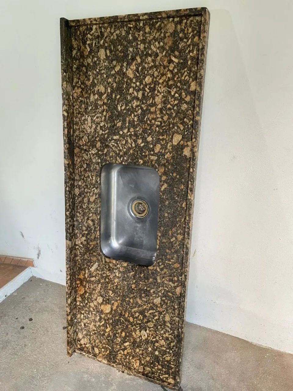 Pia em mármore , 1,50 de comprimento 