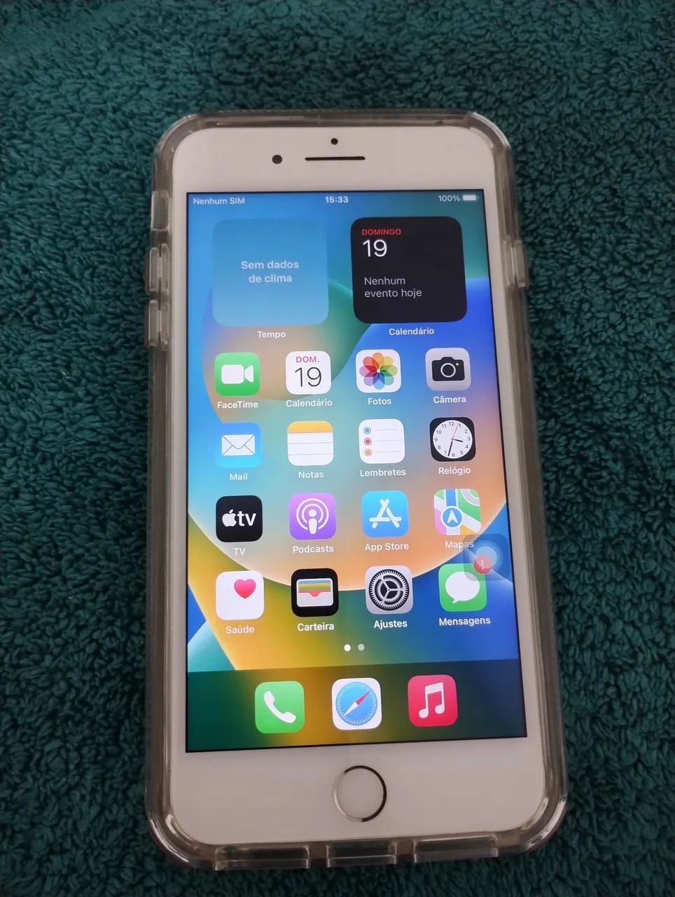 iPhone 8 plus 64 gigas 