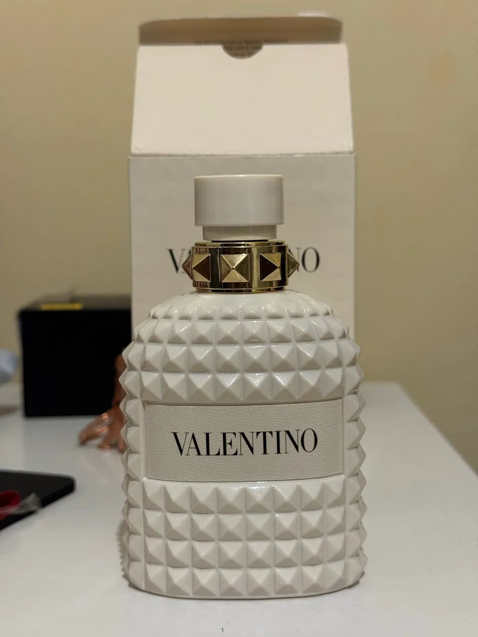 Valentino Born In Rome Ivory