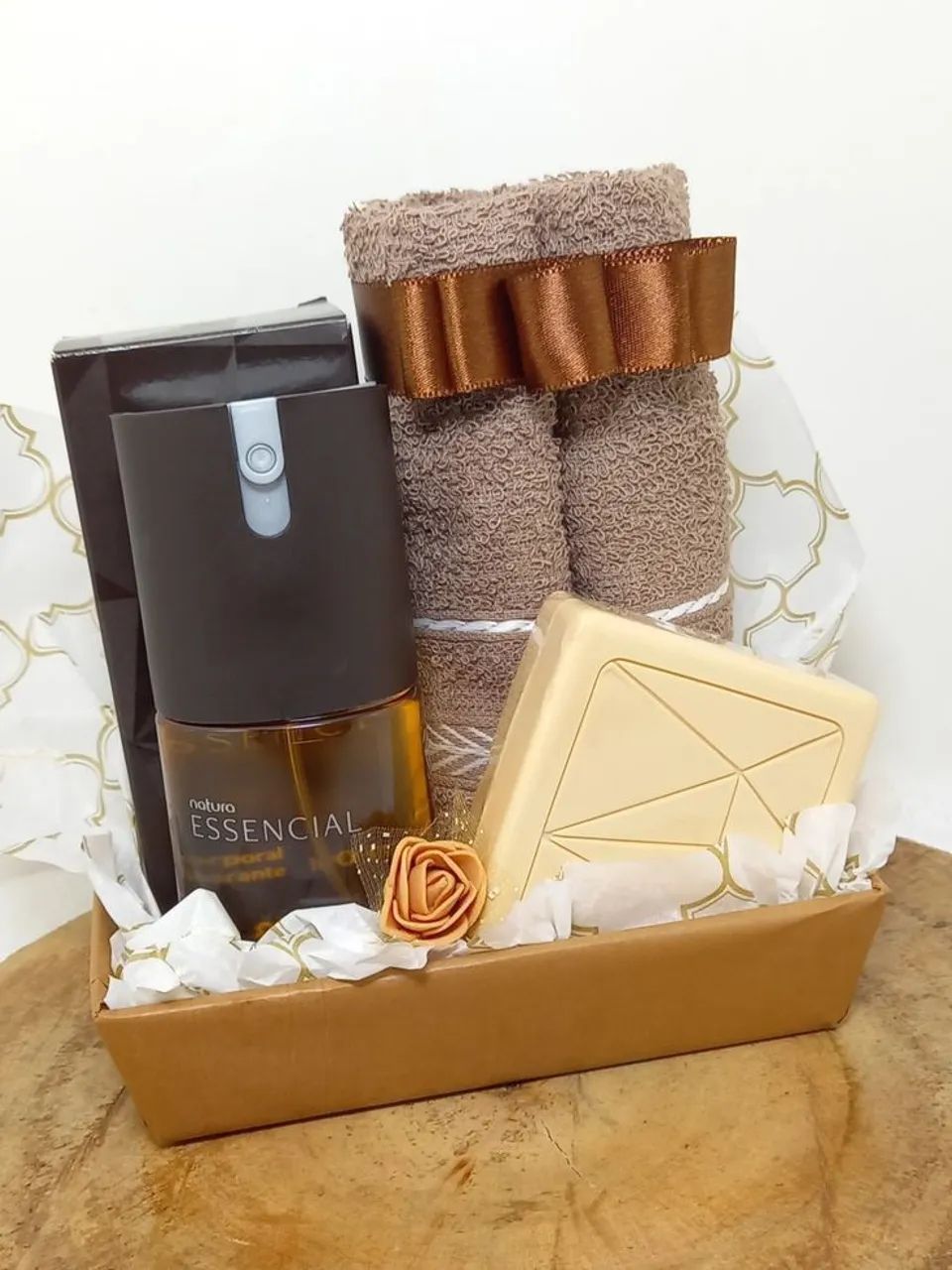 KIT PRESENTE MASCULINO (ESSENCIAL TRADICIONAL)