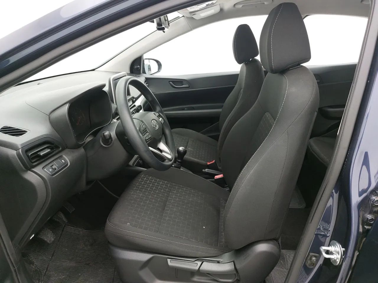 Hyundai HB20 Comfort 1.0 Flex 12V Mec., foto 16 de 18