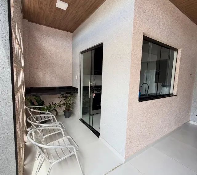 CASA PADRÃO SANDRA CAVALCANTE (3 QUARTOS/2 BANHEIROS)