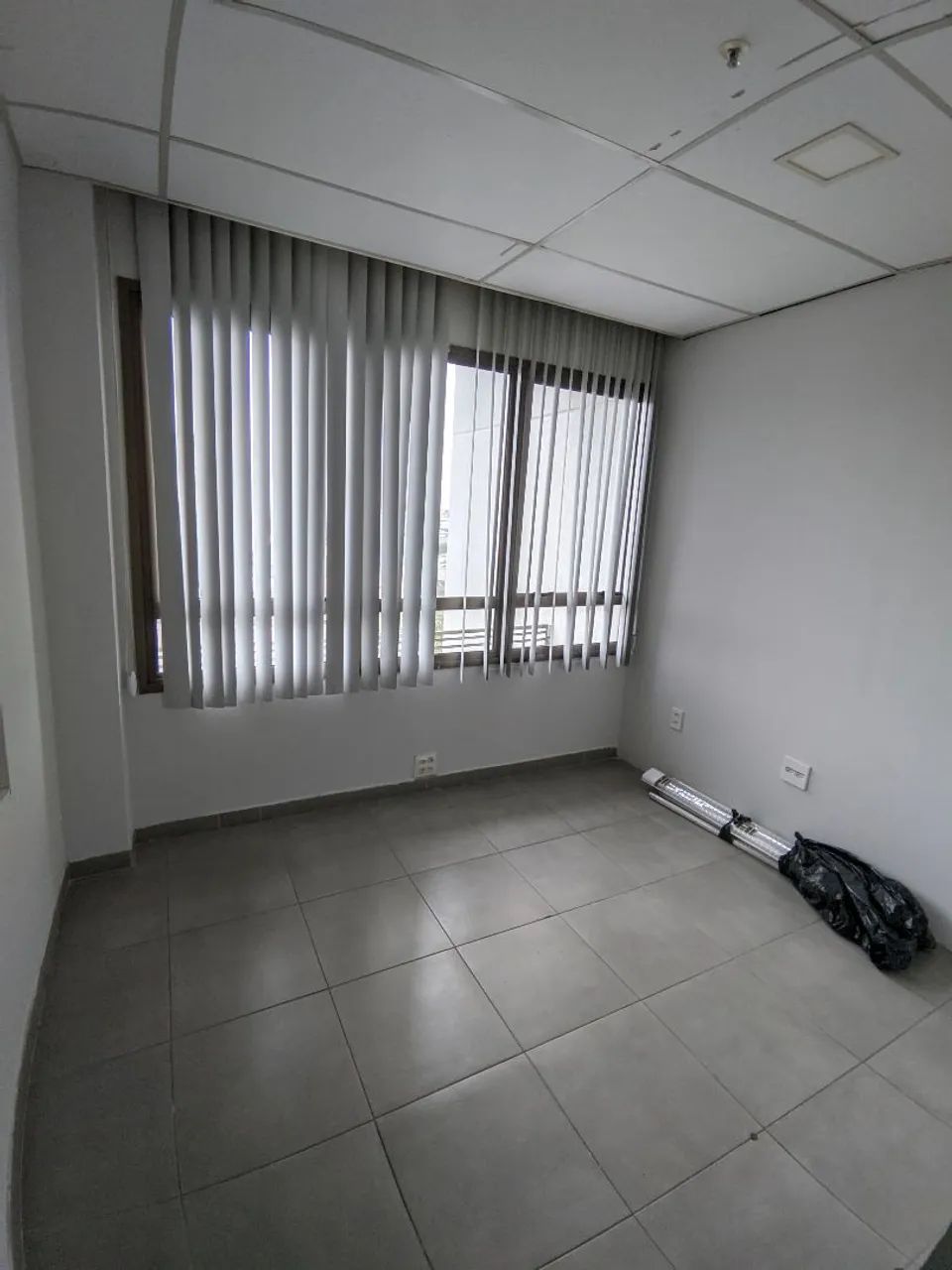 Conjunto de 60m2 no Nova América Office 