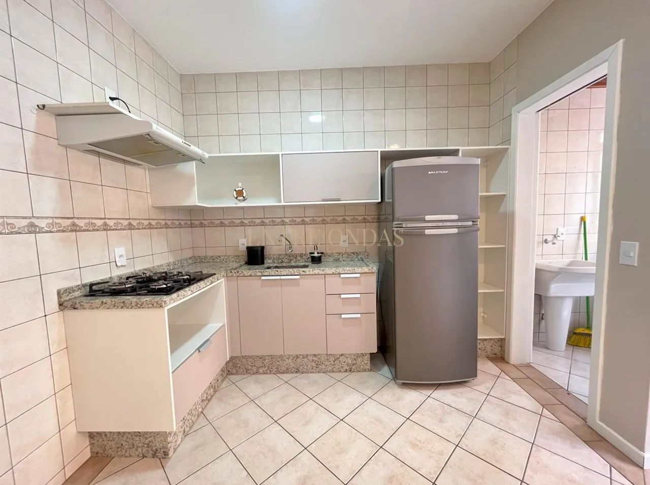 Apartamento de 2 quartos no bairro Jurerê, Florianópolis. - Foto 3