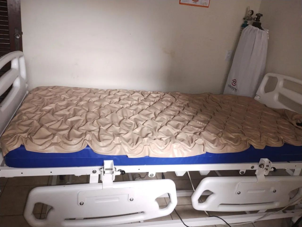 CAMA HOSPITALAR muito nova! - Foto 4