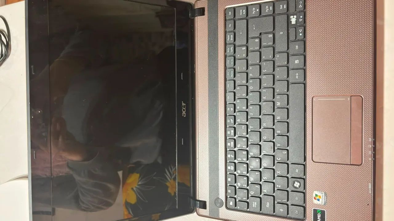 Notebook Acer Aspire 4252 ZQA - Foto 2