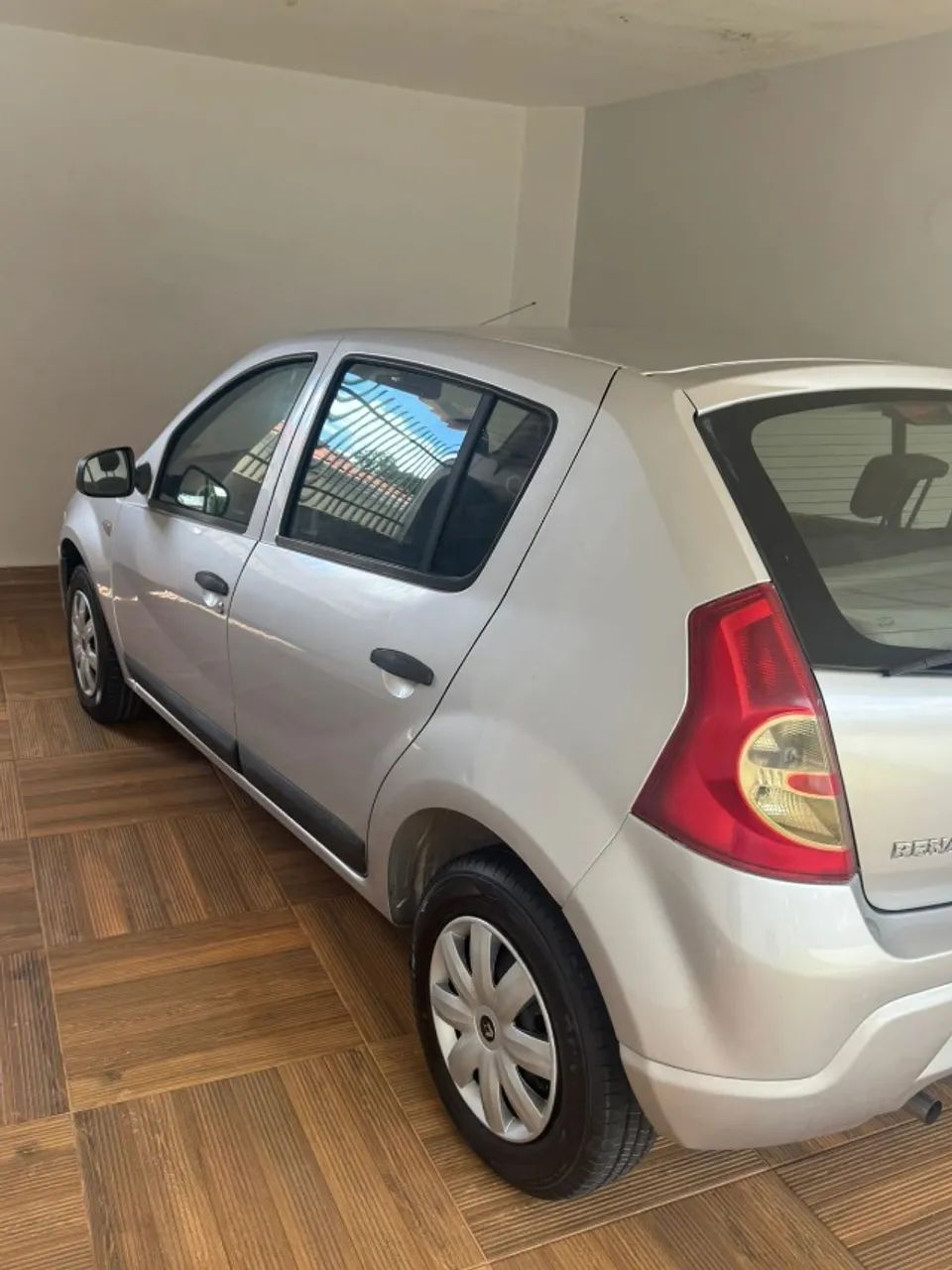 Renault Sandero Expression Hi-flex 1.0 16V 5P 2011 - Foto 5