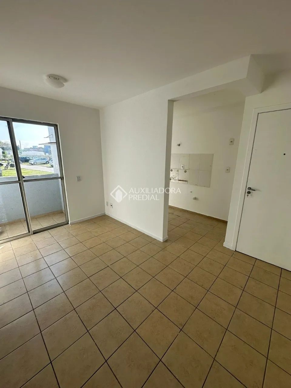 Apartamento com Sacada e Churrasqueira | 2 Quartos | Vaga de Garagem | Palhoça - Foto 3