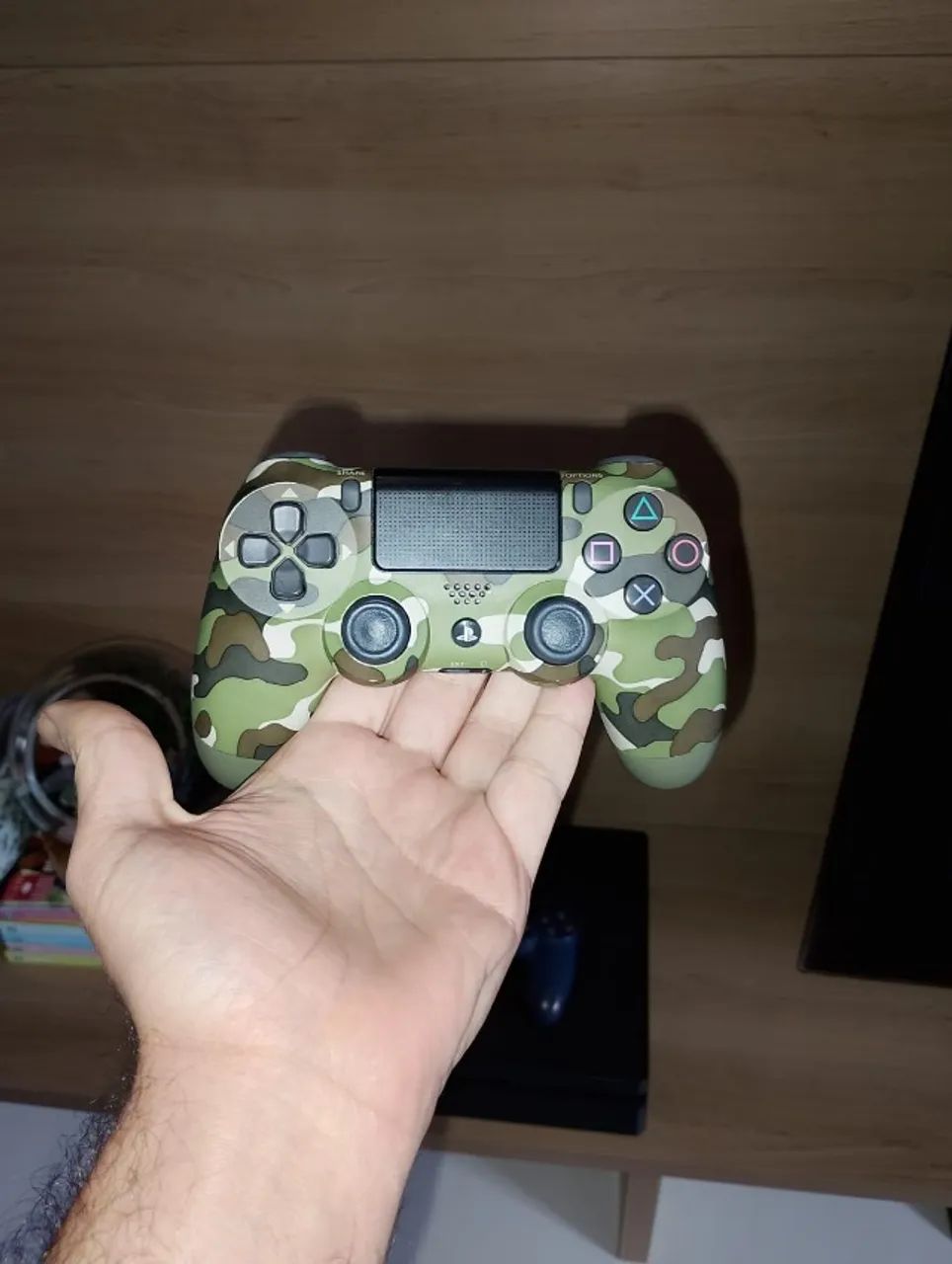 PS4 Slim - Excelente Estado + Jogo - Foto 4