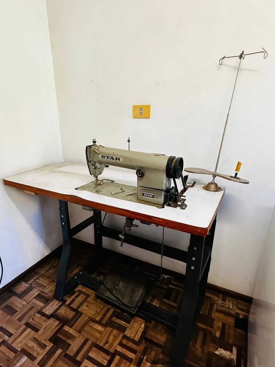 Máquina de Costura STAR SS-555