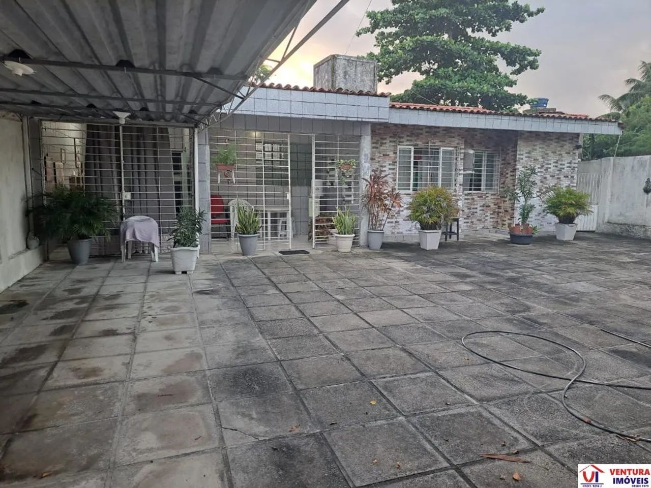 Casa à Venda em Jardim Atlântico