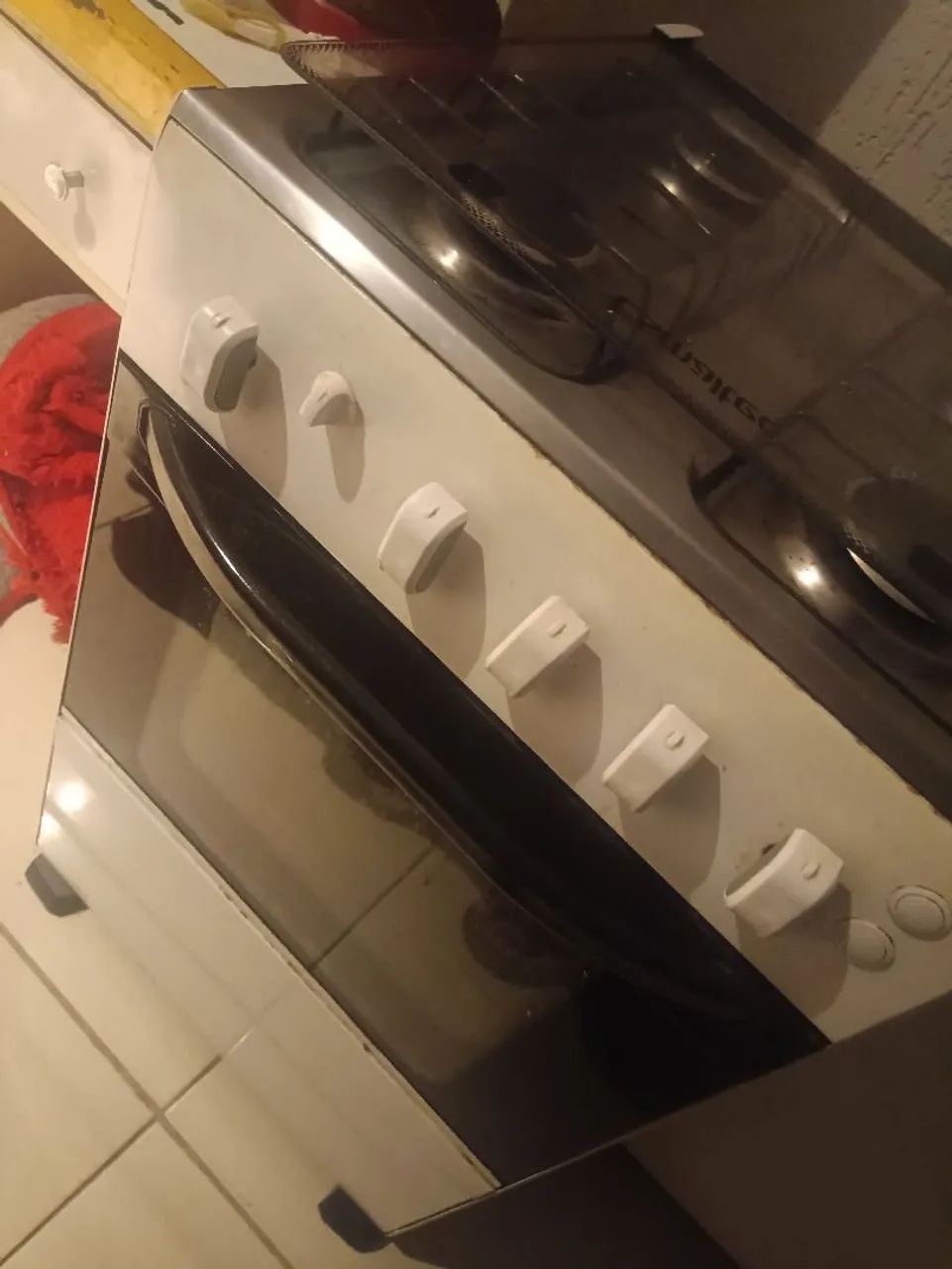 New and electric stove