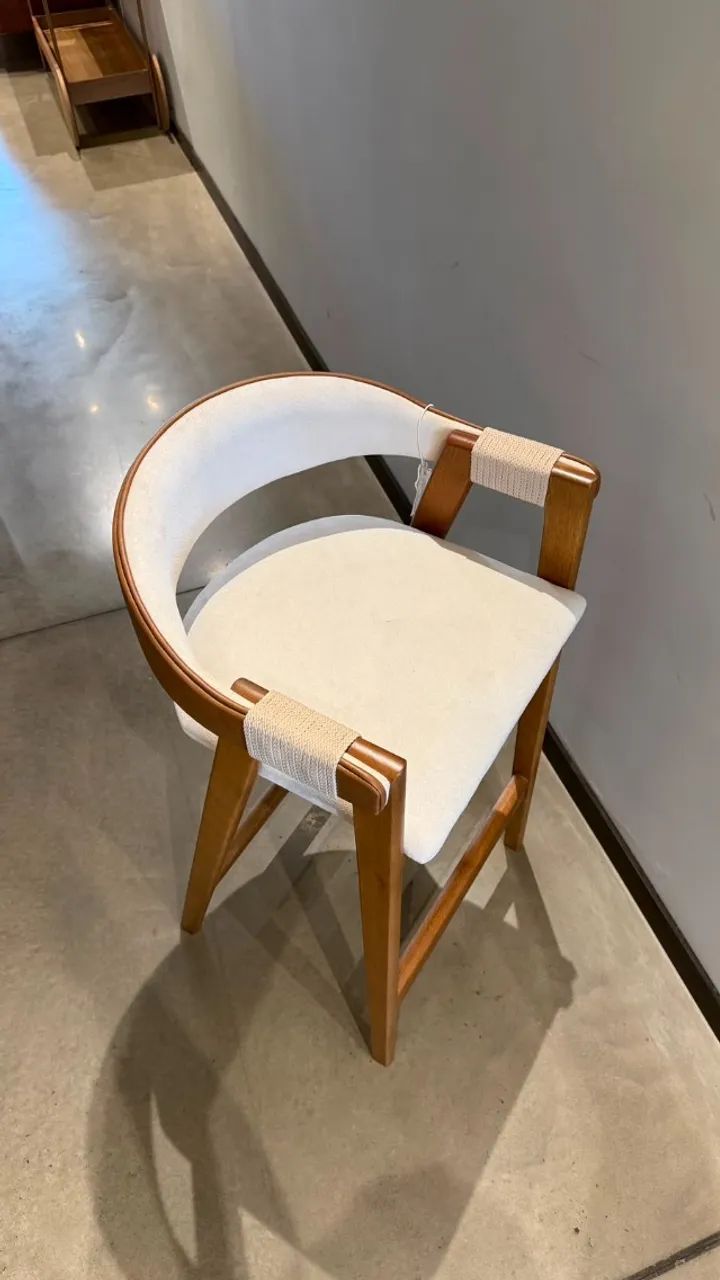 BANQUETA NADJA COURISSIMO E BOUCLÊ (PRODUTO NOVO) - Foto 5