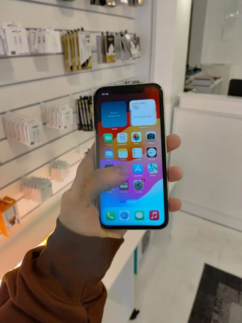 iPhone 11 64 Gb - Foto 2