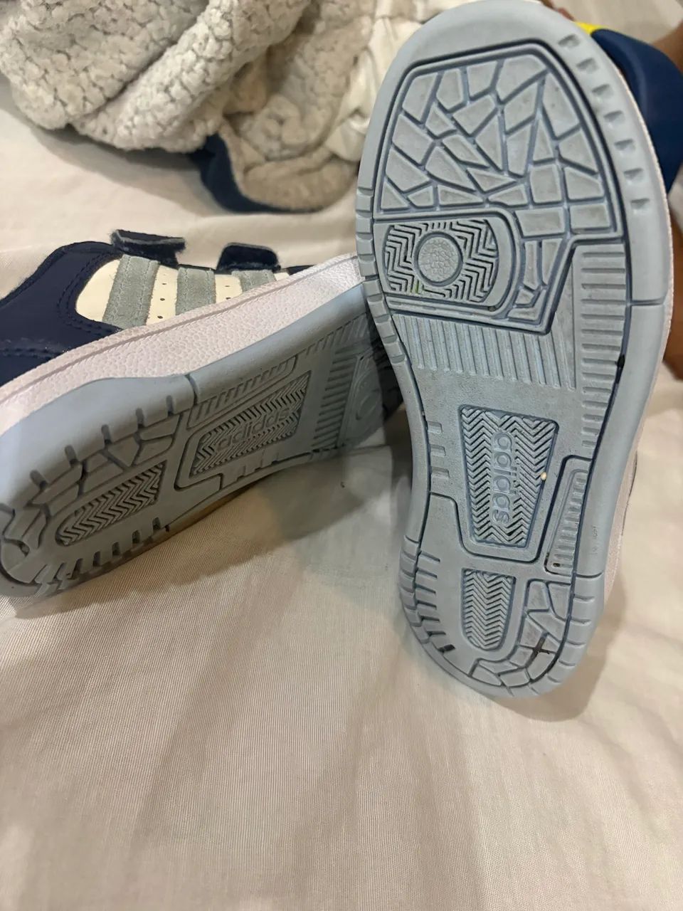 Tênis Adidas Infantil  - Foto 2